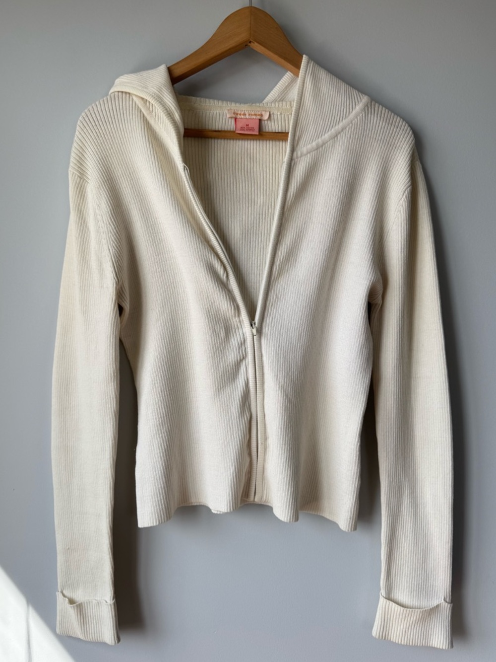(M) Cream sweet Romeo Ribbed Zip shirt Hoodie
